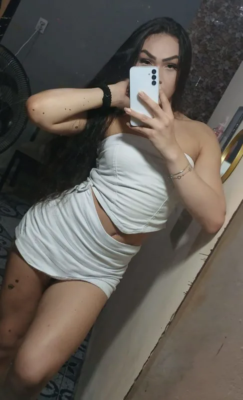 Acompanhante Alice Emanuelly em Belém