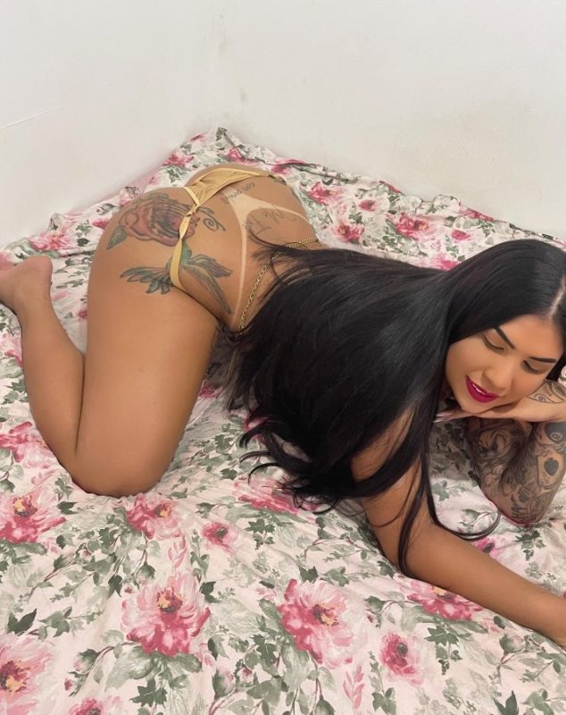 Acompanhante Trans Allana Oliveira em Curitiba