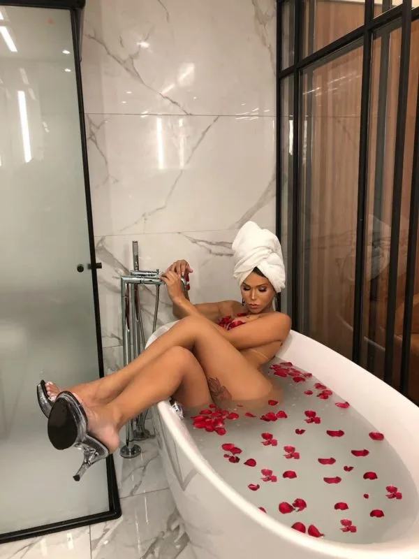 Acompanhante Trans Ana Beatriz em Viçosa - Foto 58 - Transex Brasil