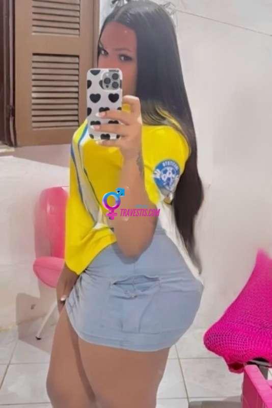 Ana Caroline
