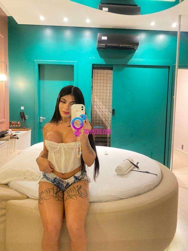 Ana Jennyfer