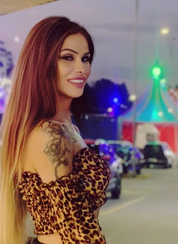 Acompanhante Trans Antonella Gaúcha em Joinville - Foto 24 - Transex Brasil
