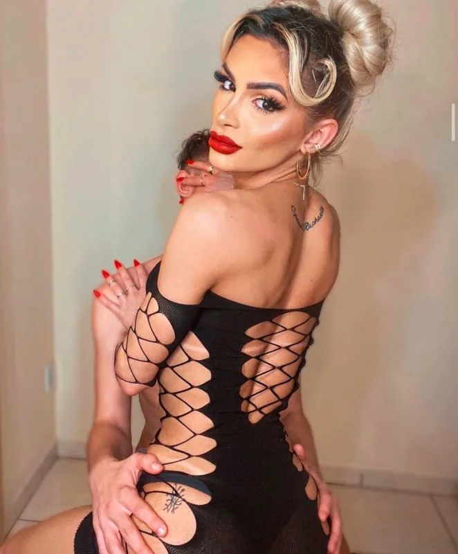 Acompanhante Trans Antonella em Porto Alegre - Foto 68 - Transex Brasil