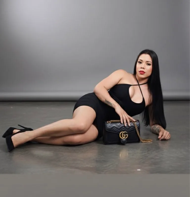 Acompanhante Antonella Valentina em Suzano