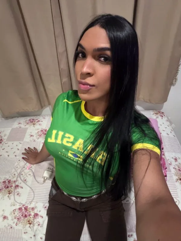 Acompanhante Trans Ayarla em Uberlândia