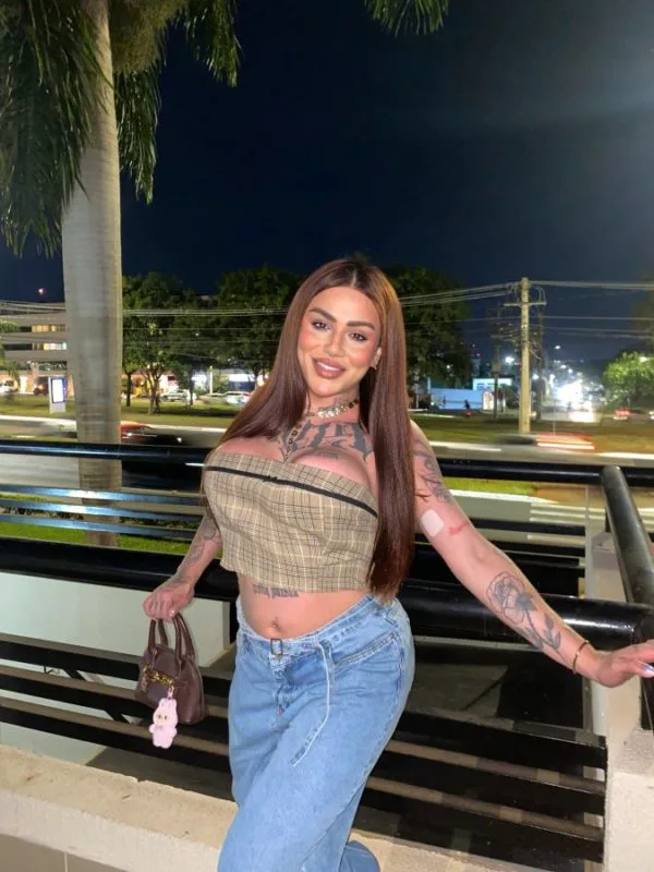 Acompanhante Trans Bella Sampaio em Santos