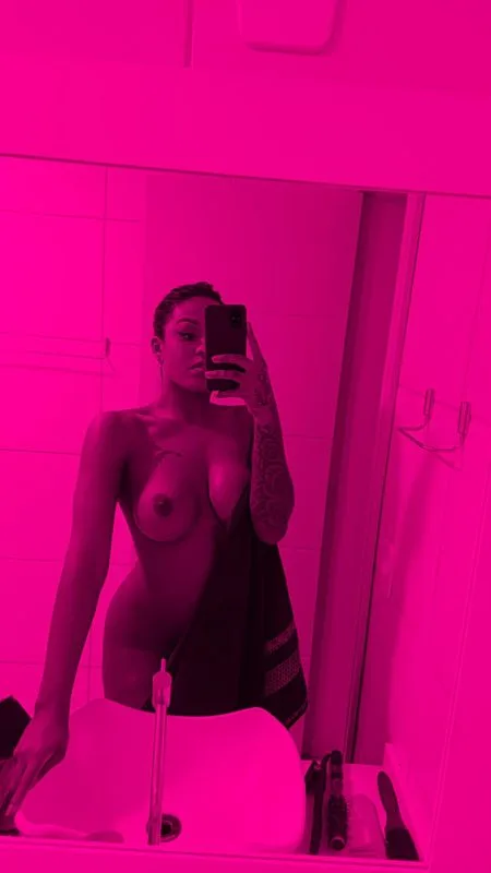 Acompanhante Trans Boneca Negra em Criciúma - Foto 45 - Transex Brasil