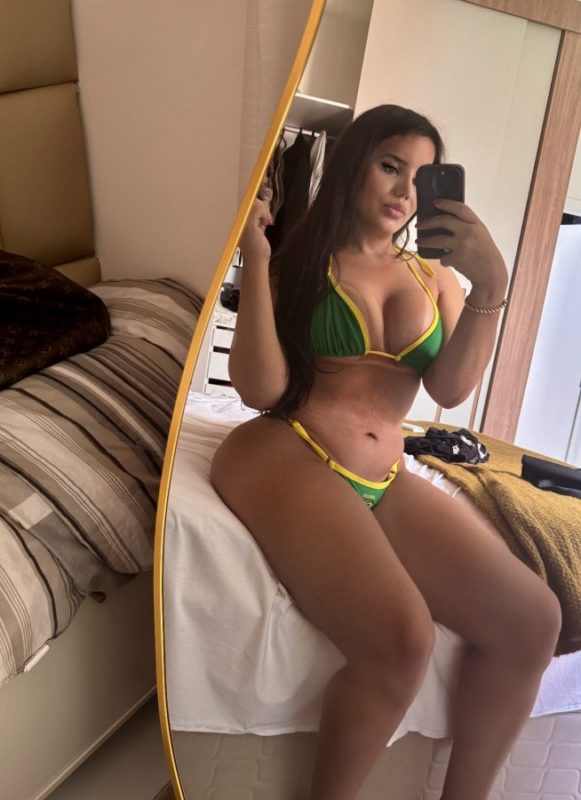 Acompanhante Bruna Palmerão em Aragarças