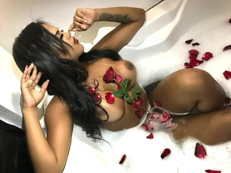 Acompanhante Trans Camilla Soares em Aracaju - Foto 15 - Transex Brasil