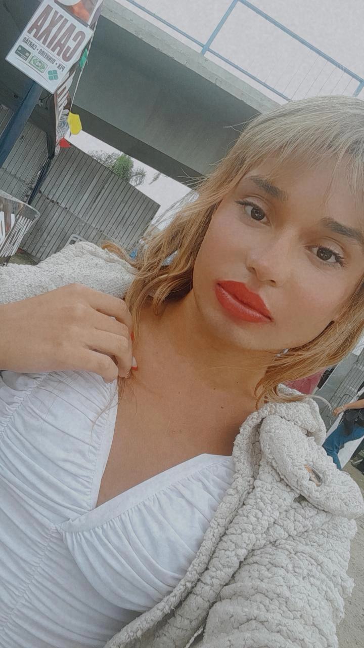 Acompanhante Trans Cristina Ortiz em São José