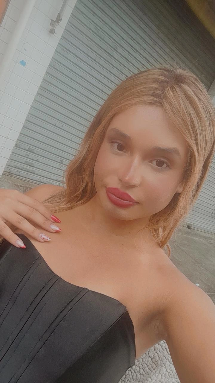 Acompanhante Trans Cristina Ortiz em São José