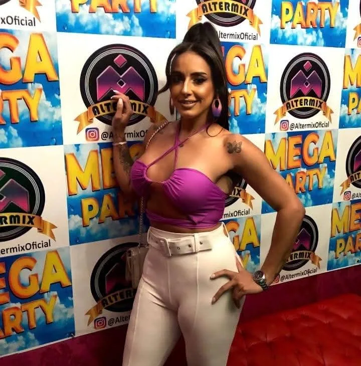 Acompanhante Trans Danielle Senna em São José dos Campos - Foto 96 - Transex Brasil