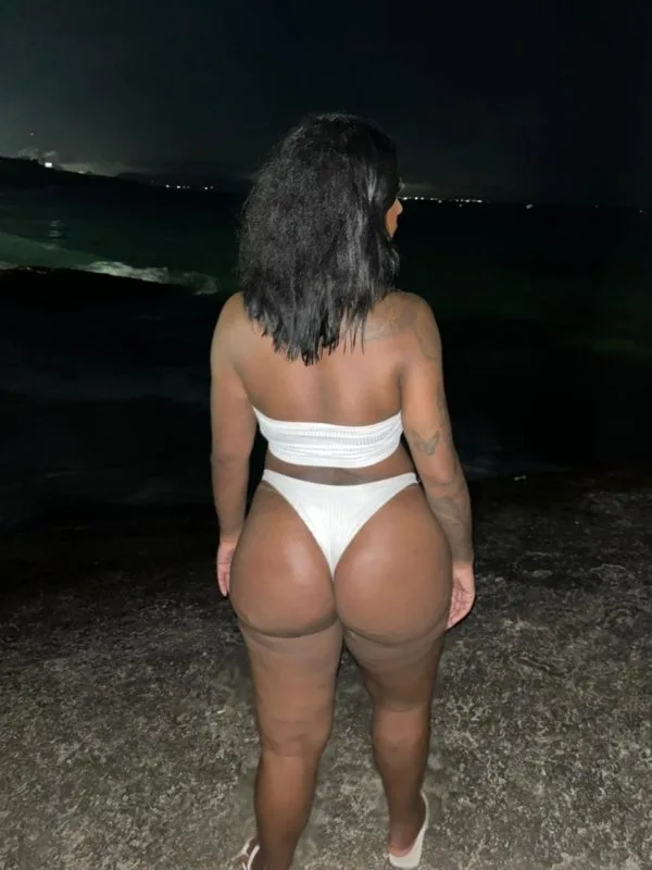 Acompanhante Trans Esmeralda Dias em Belford Roxo