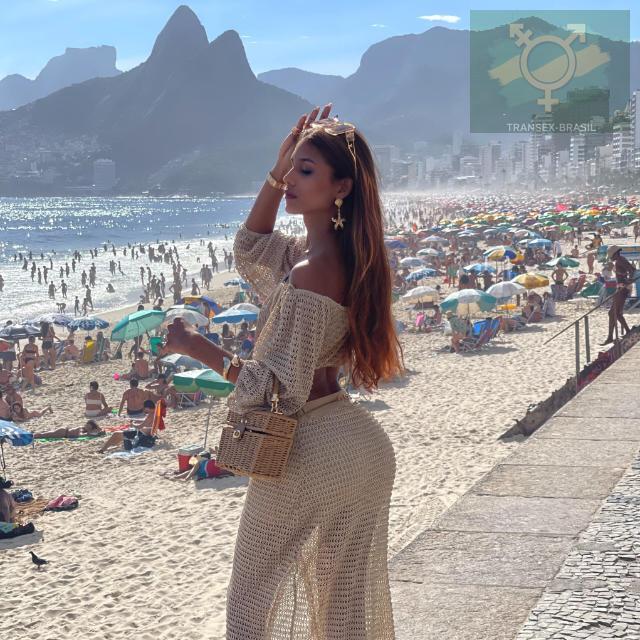 Ester Meninea