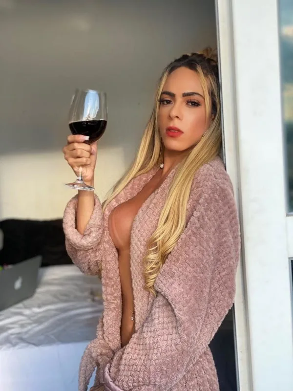 Acompanhante Trans Fernanda Alves em Salvador - Foto 26 - Transex Brasil