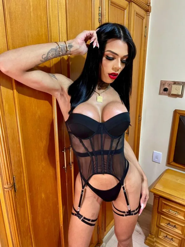 Acompanhante Trans Imolla Karoline em Rio de Janeiro - Foto 25 - Transex Brasil