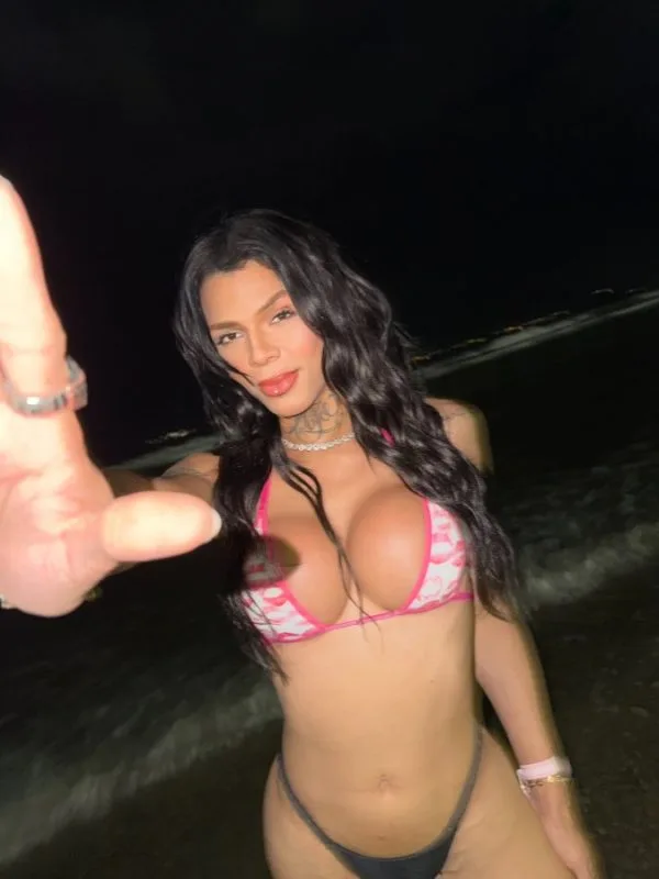 Acompanhante Trans Imolla Karoline em Rio de Janeiro