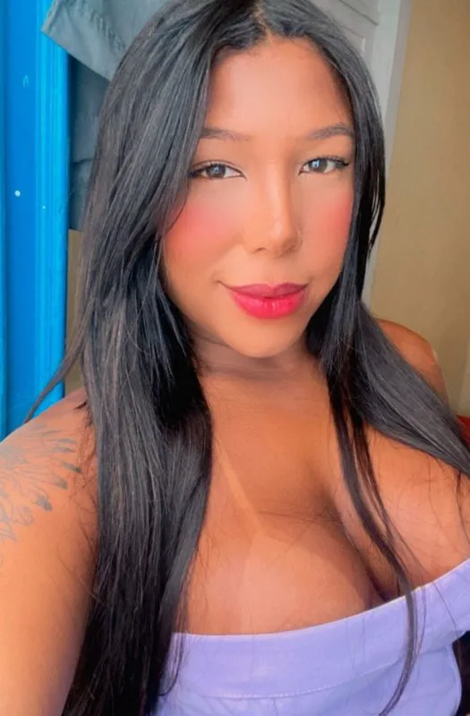 Acompanhante Trans Índia Dotada em Salvador