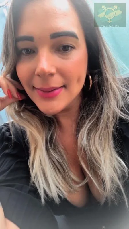 Isabela Menezes