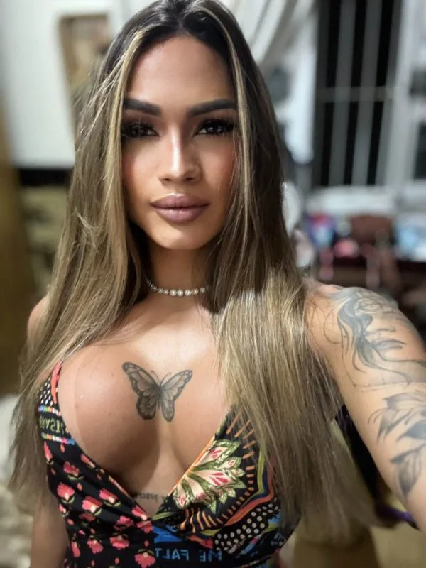 Acompanhante Trans Ísis Valverde em São Paulo - Foto 97 - Transex Brasil