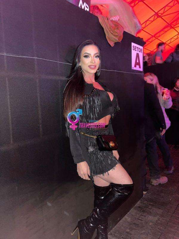 Júlia Denttelo