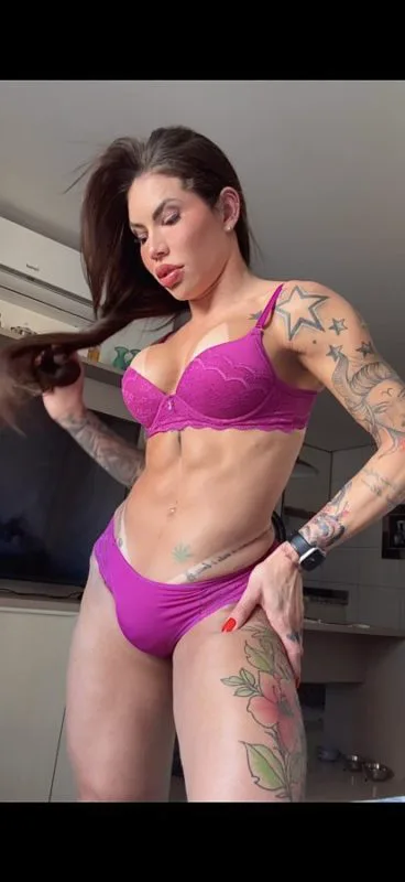 Acompanhante Trans Karina Fontana em Goiânia - Foto 35 - Transex Brasil