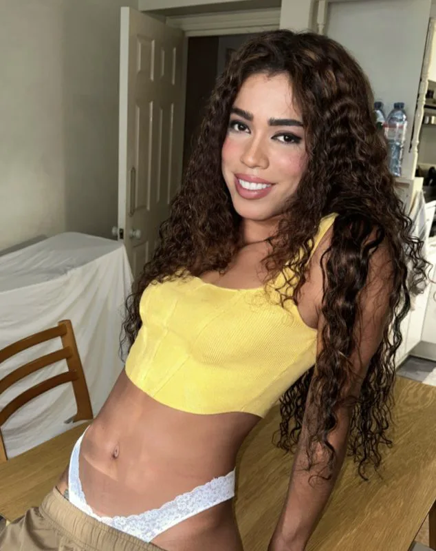Acompanhante Trans Kayle Júlia em Rio de Janeiro