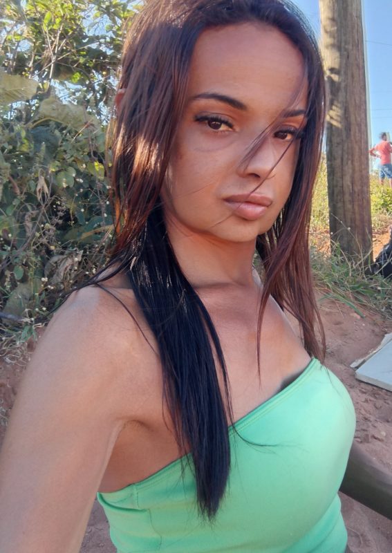 Acompanhante Kelly Cruz em Gravatá