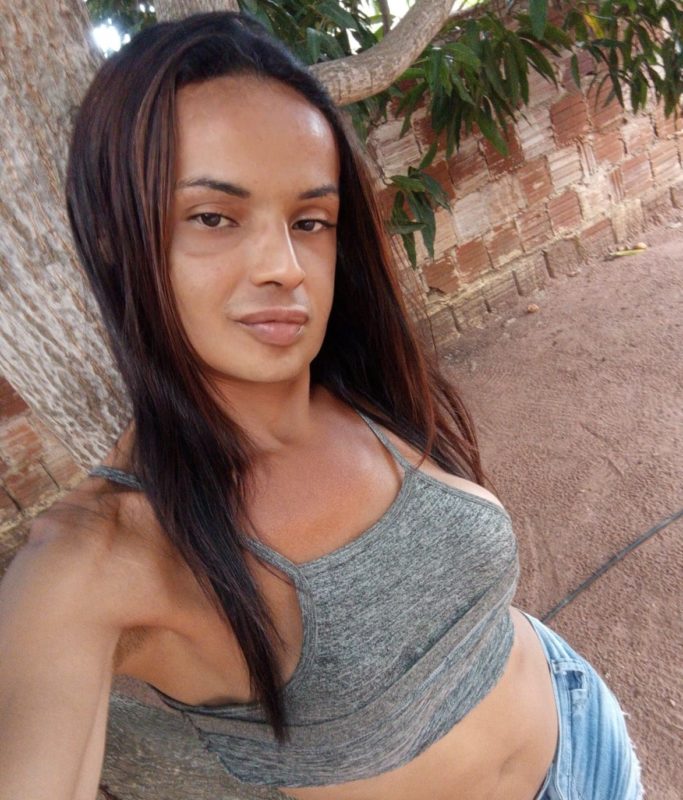 Acompanhante Kelly Cruz em Gravatá