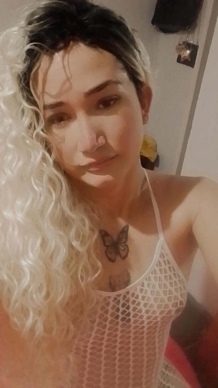 Acompanhante Lana Moranguinho em Goiânia