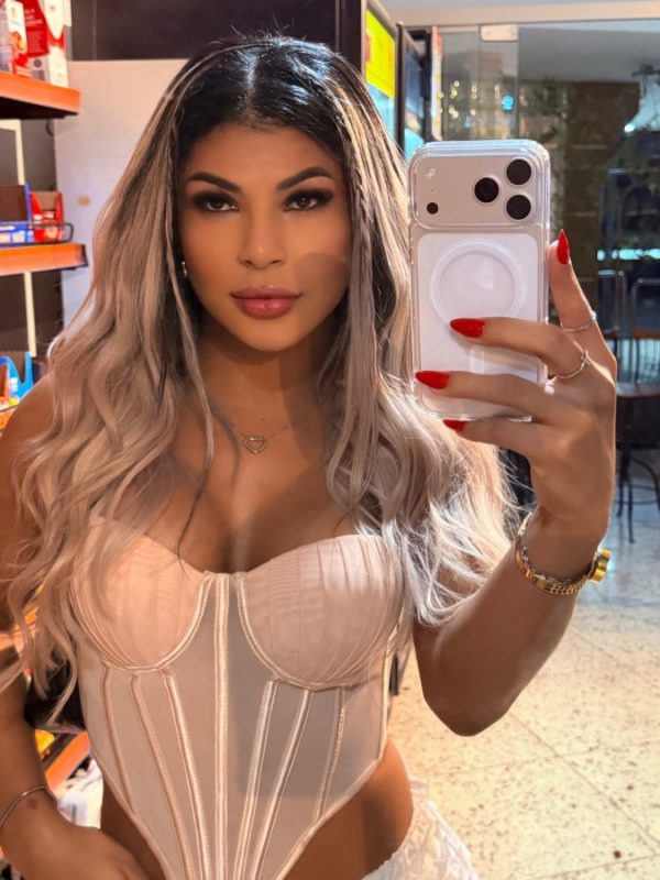 Acompanhante Trans Larissa Campos em Goiânia - Foto 9 - Transex Brasil