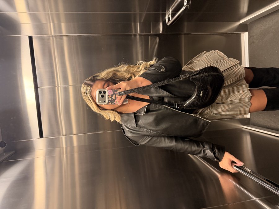 Acompanhante Trans Liz Scheneider em São Paulo