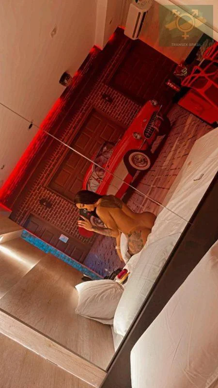 Lorraine Araújo