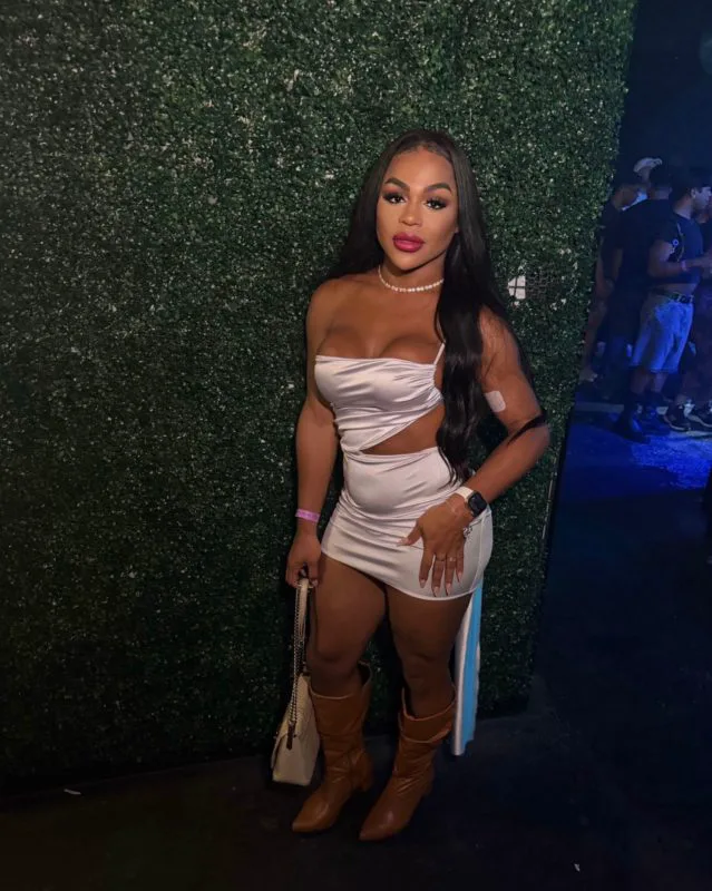 Acompanhante Trans Maria Vitória em Feira de Santana - Foto 49 - Transex Brasil