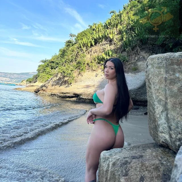 Mayara Lins