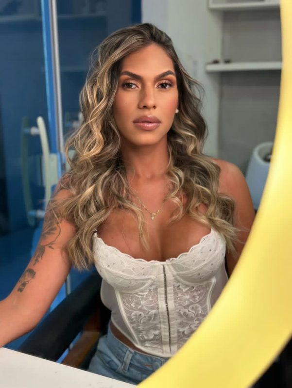 Acompanhante Trans Mel Fernandes em João Pessoa
