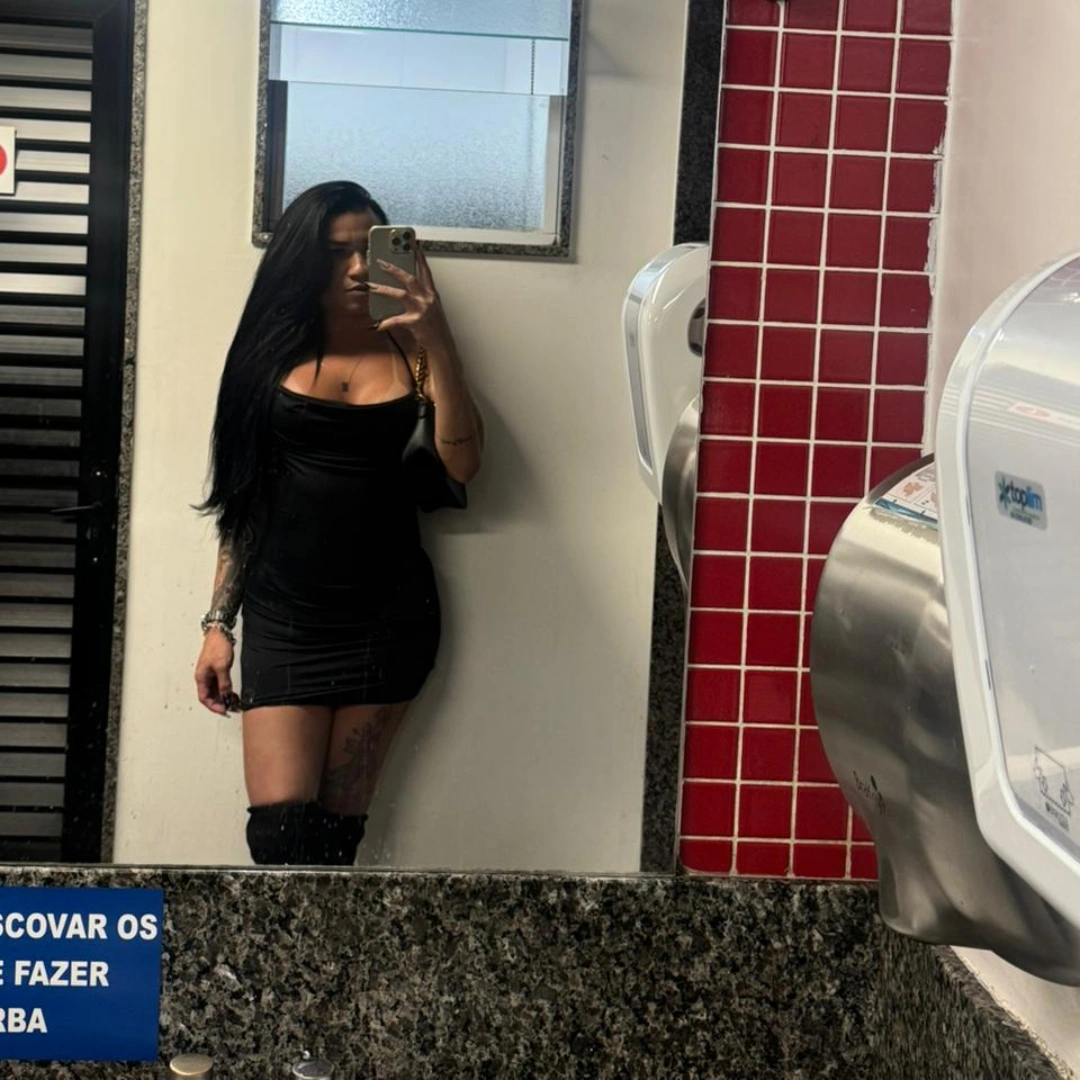 Acompanhante Trans Mikaelly Kleynny em Volta Redonda