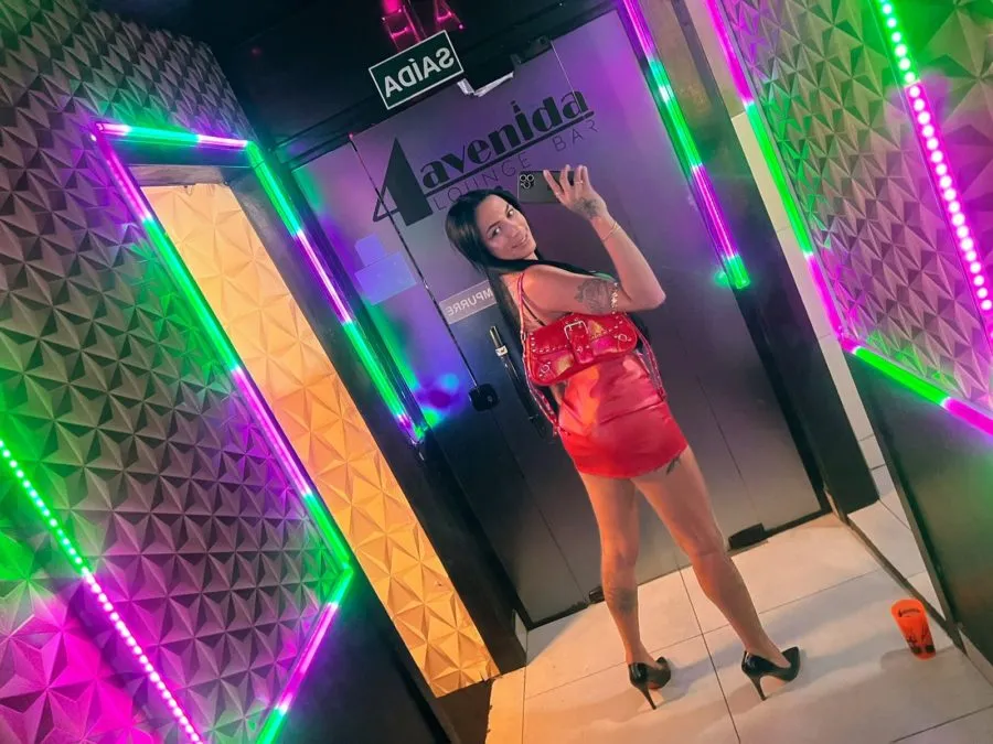 Acompanhante Trans Mikaelly Vitória em Jaú - Foto 23 - Transex Brasil