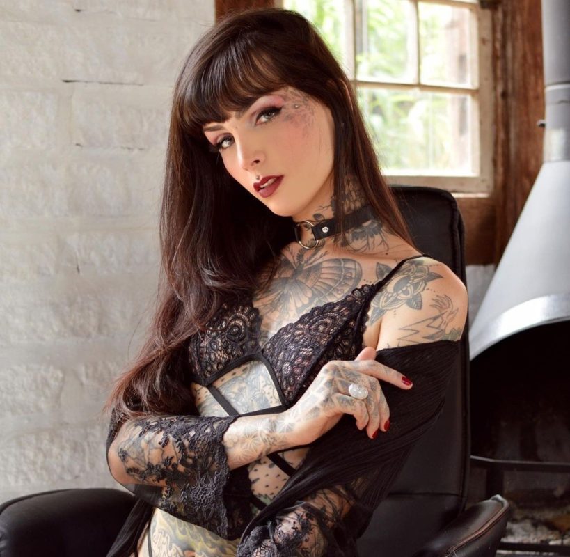 Acompanhante Trans Nanda M Terapeuta em Curitiba