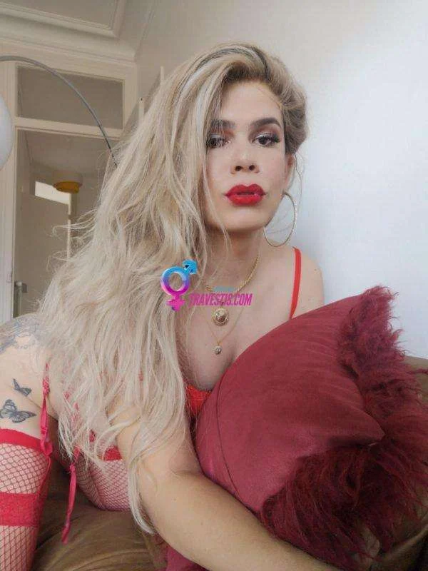 Nathalia Ferraz