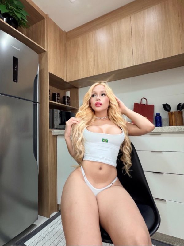 Acompanhante Trans Nicole Almeida em Curitiba