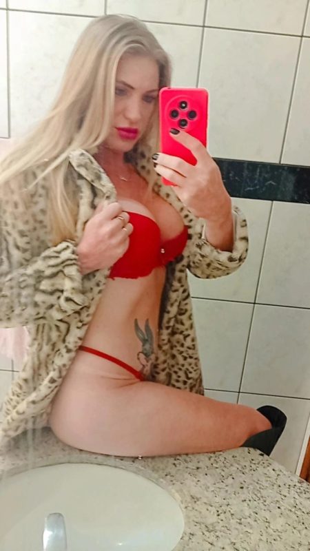 Acompanhante Trans Nicole Loira em Maringá - Foto 15 - Transex Brasil