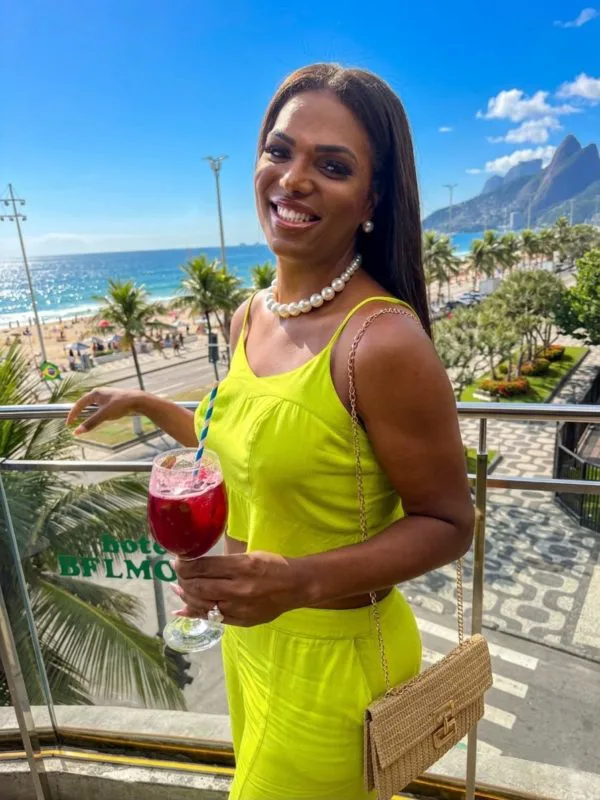 Acompanhante Trans Paulla Robertha Dias em São Paulo