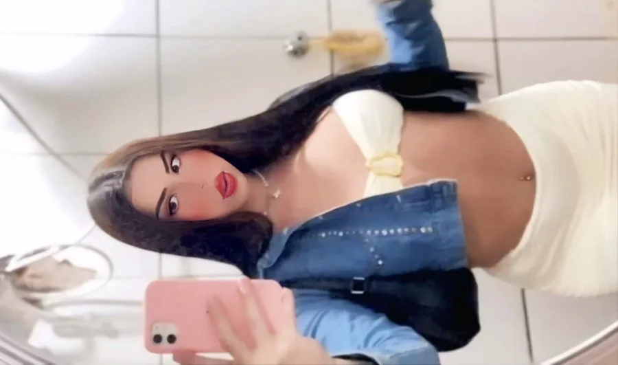 Acompanhante Trans Pietrinha Bolzani em Londrina - Foto 93 - Transex Brasil