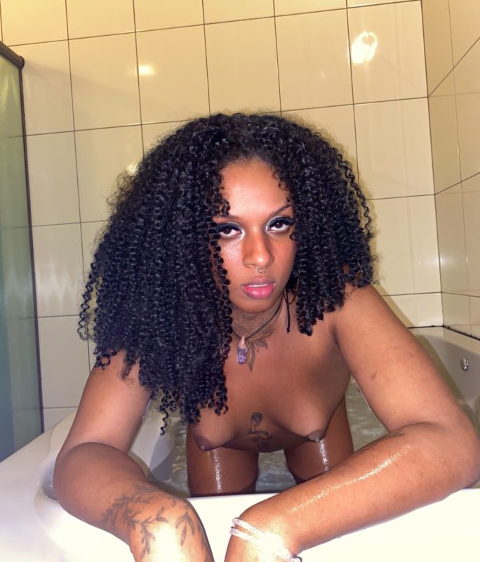 Acompanhante Trans Preta Carioca em Sorocaba