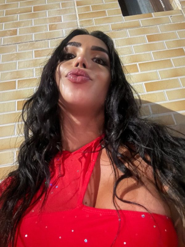Acompanhante Trans Raisa Santos em Salvador