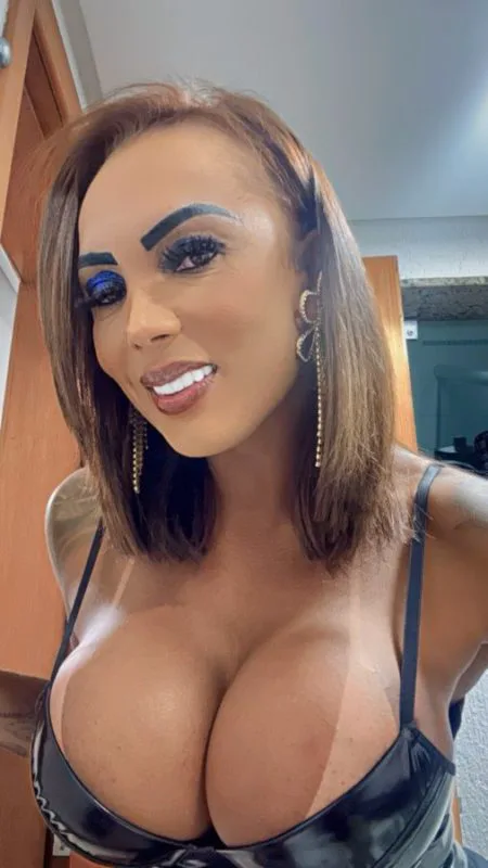 Acompanhante Trans Roberta Palace em Goiânia - Foto 64 - Transex Brasil