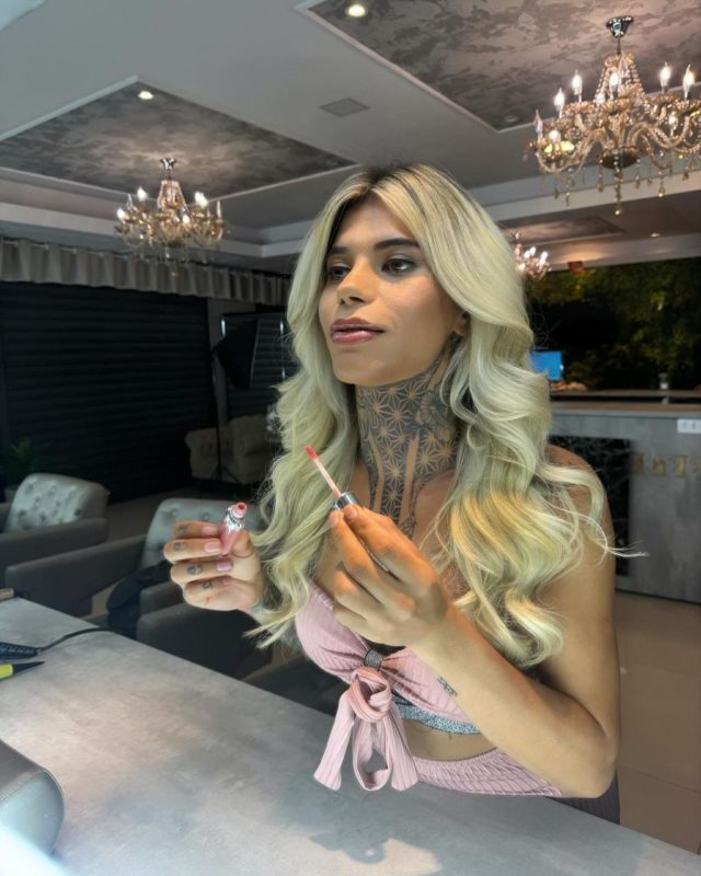Acompanhante Trans Safira em São José dos Campos - Foto 17 - Transex Brasil