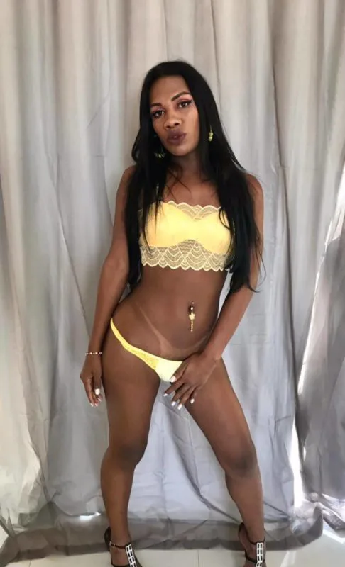 Acompanhante Trans Sarah Ferrare em Manaus