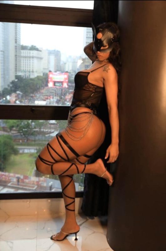 Acompanhante Trans Savitri Sales em São Paulo
